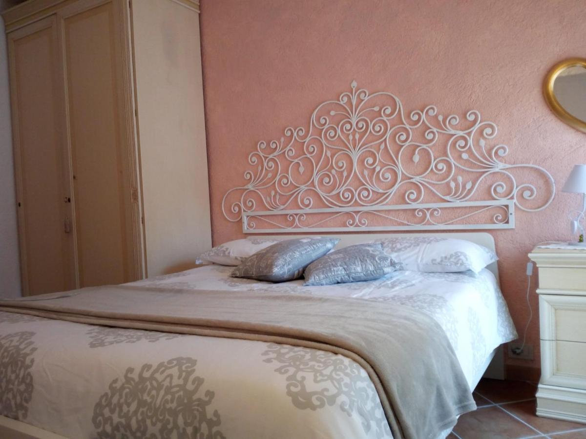 Nasino Lo Sporting Bed&Breakfast מראה חיצוני תמונה